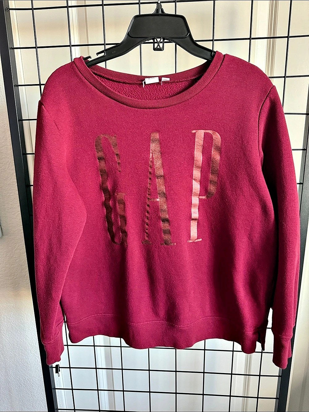 Gap Metallic Logo Maroon Crewneck Sweatshirt